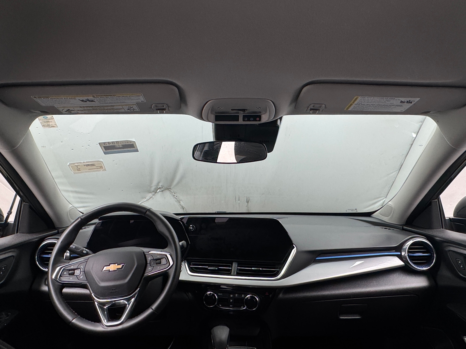Thumbnail: 2025 Chevrolet Trax - 3