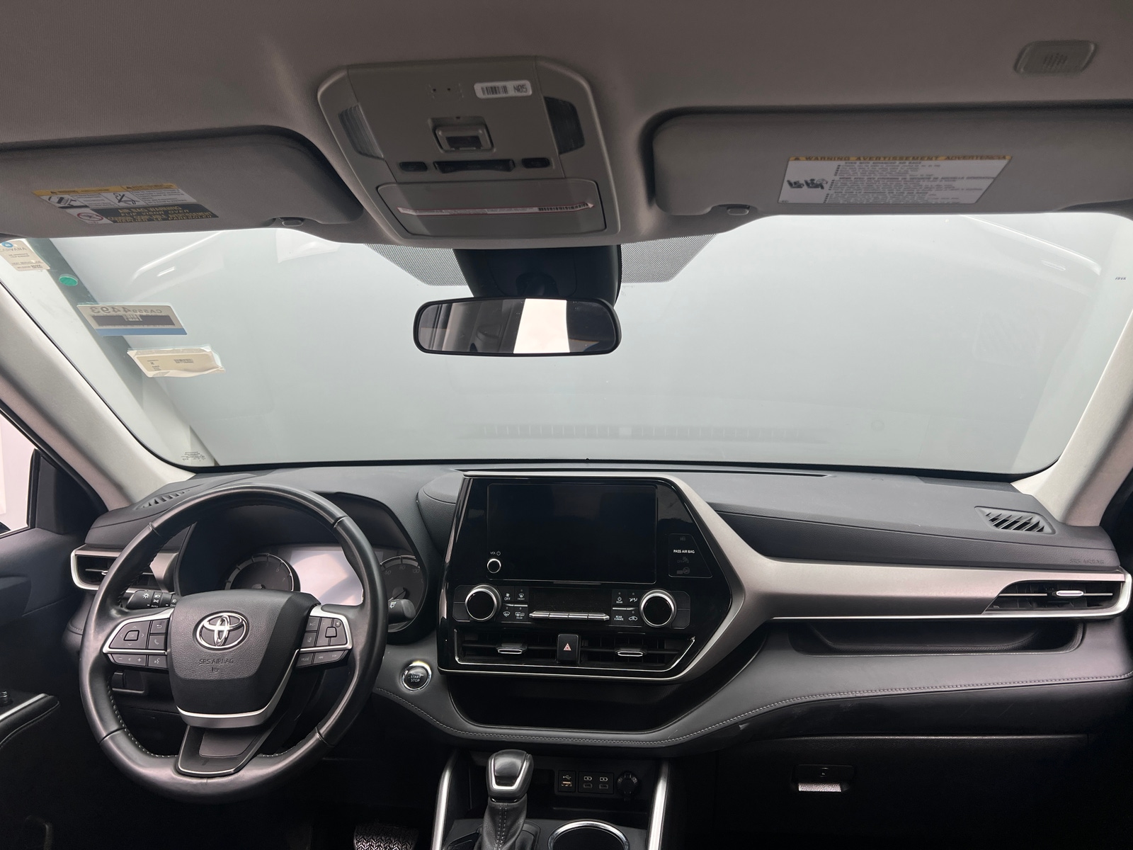 Thumbnail: 2023 Toyota Highlander - 3