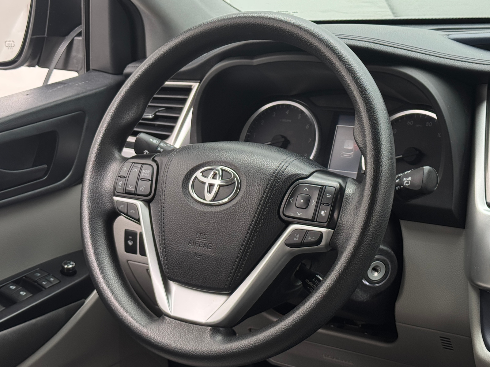 Thumbnail: 2019 Toyota Highlander - 5