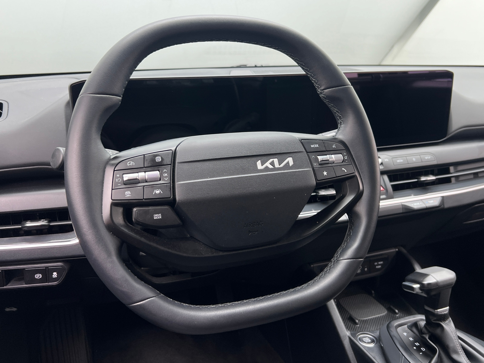 Thumbnail: 2025 Kia K4 - 5