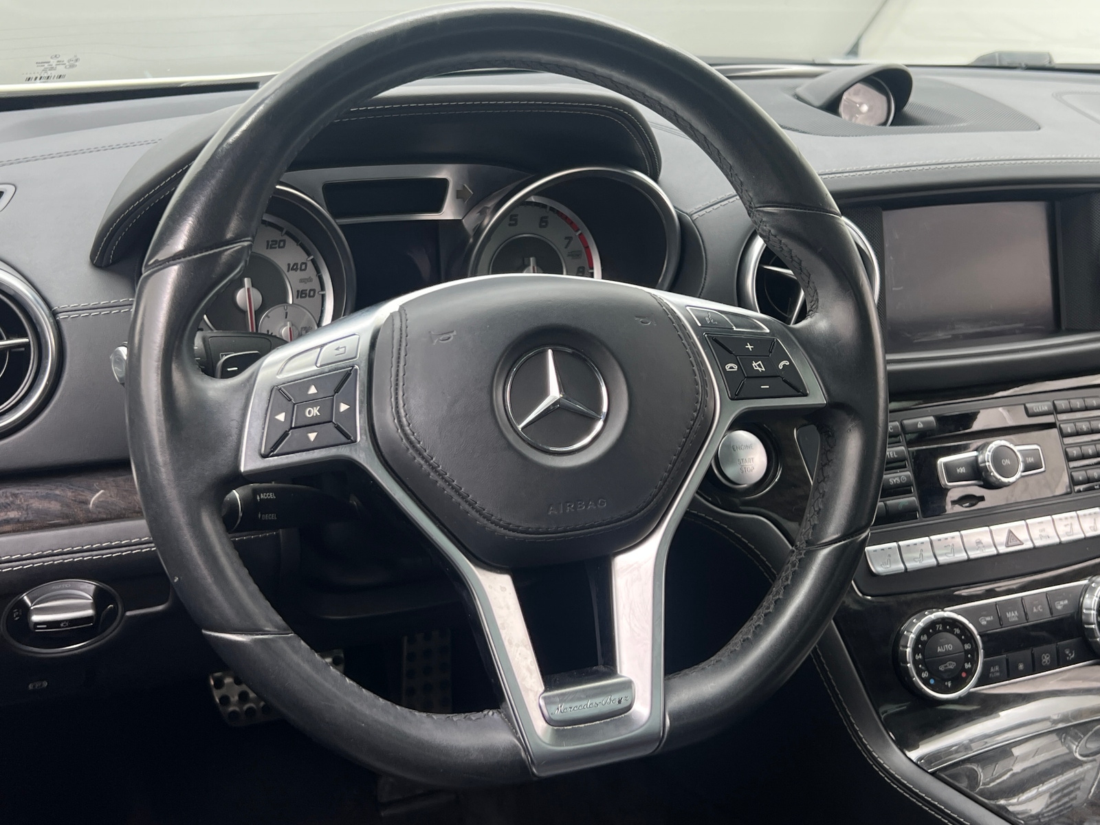 Thumbnail: 2015 Mercedes-Benz SL-Class - 4
