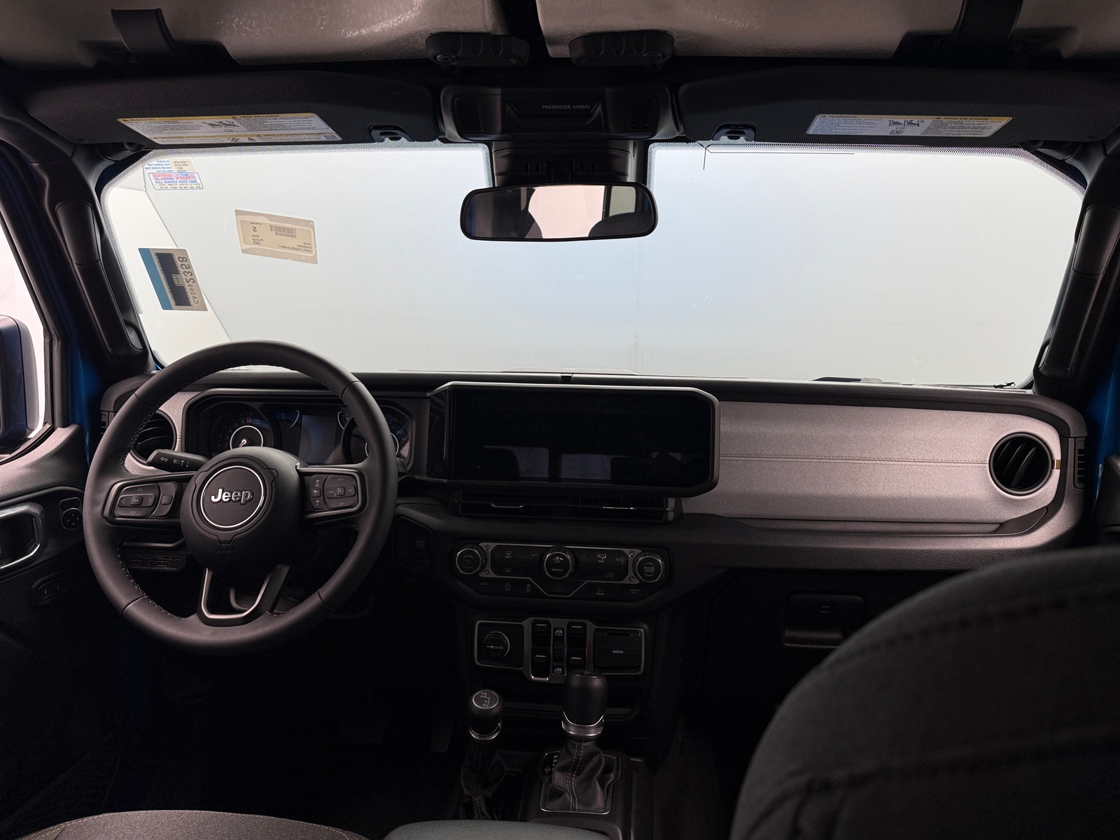 Thumbnail: 2025 Jeep Gladiator - 3