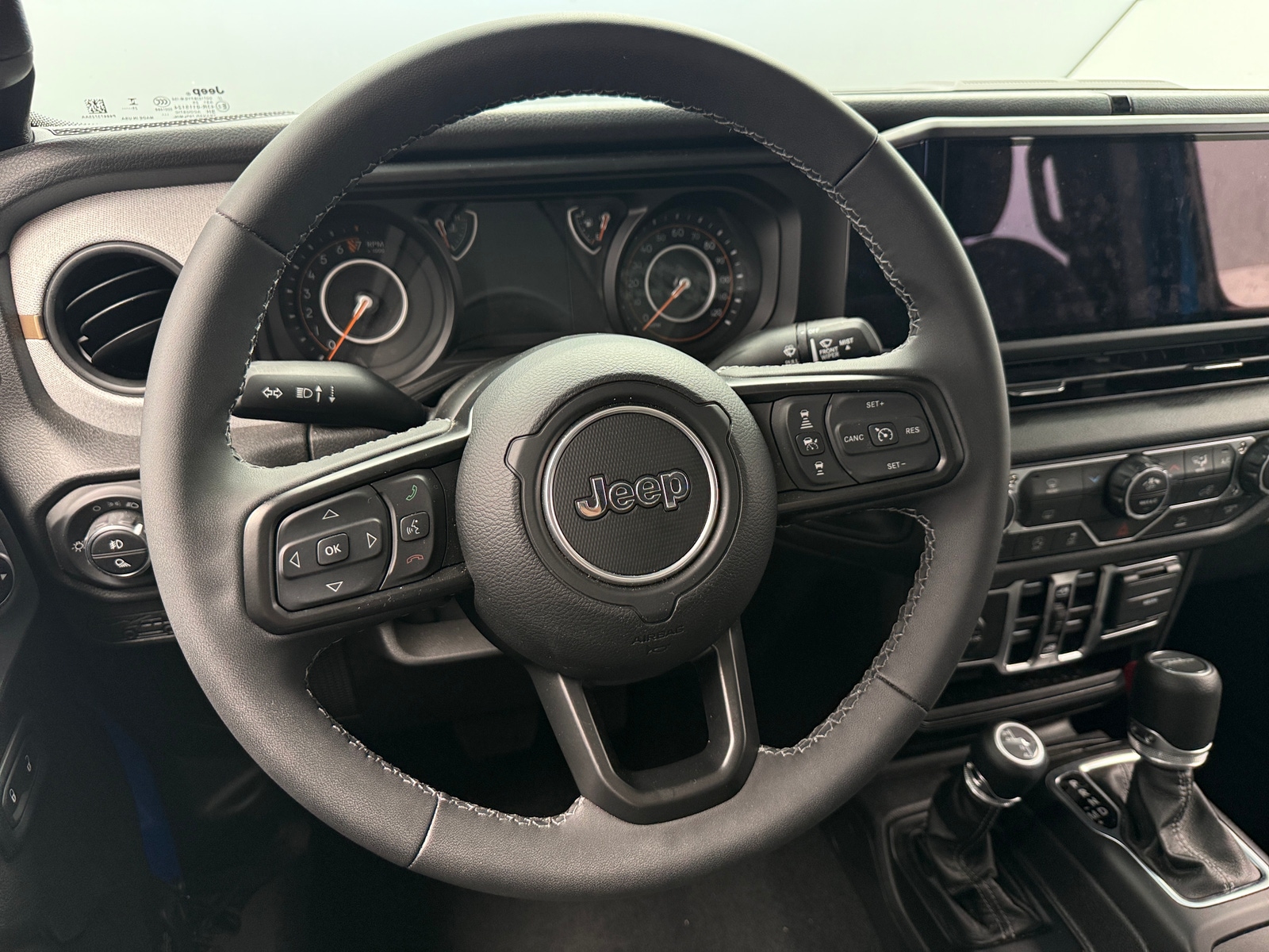 Thumbnail: 2025 Jeep Gladiator - 5