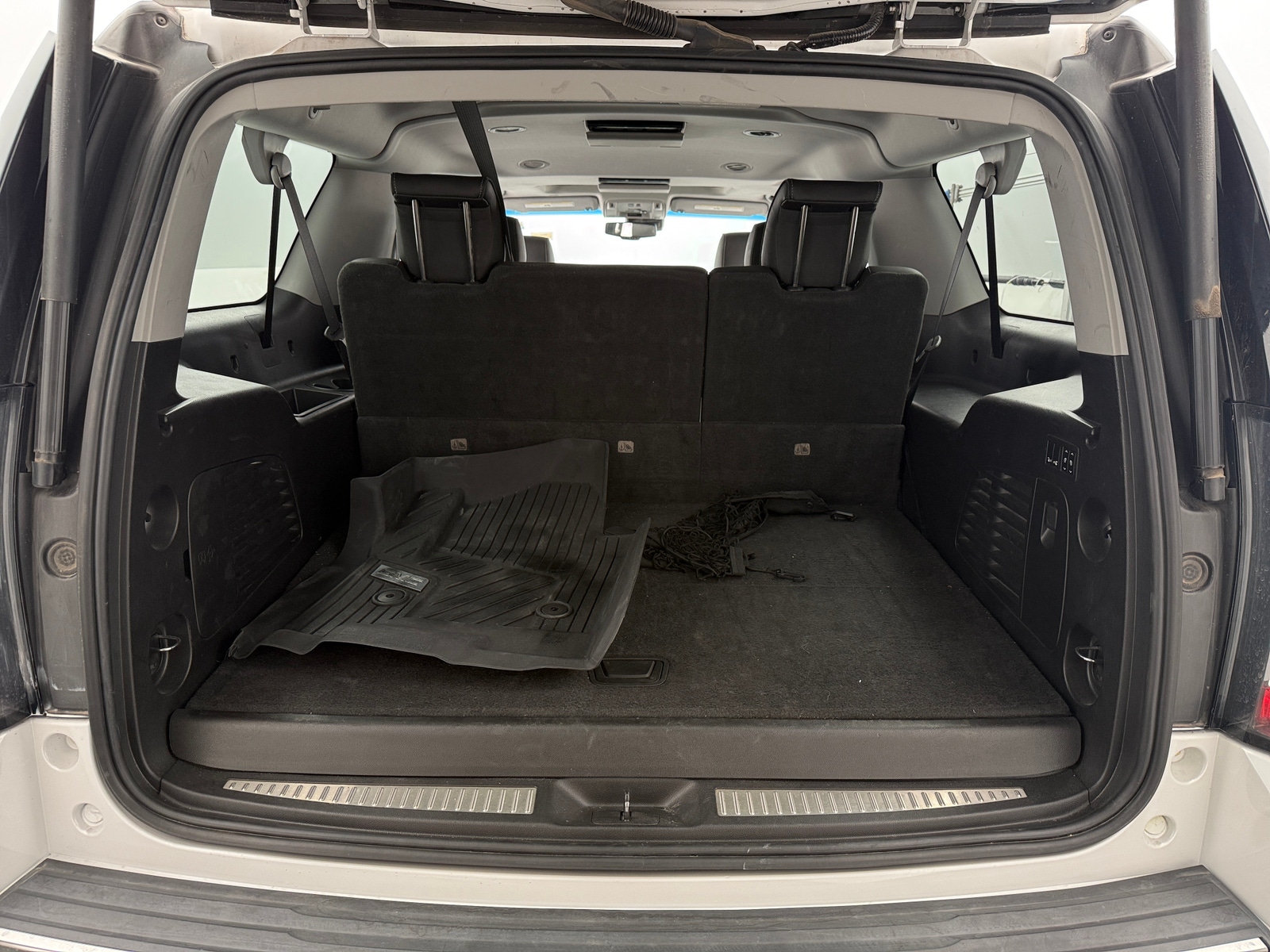 Thumbnail: 2019 GMC Yukon XL - 6