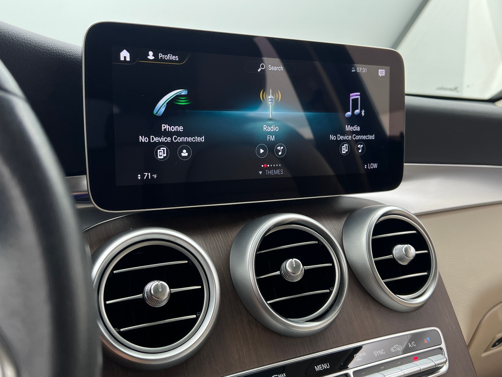 Thumbnail: 2022 Mercedes-Benz GLC - 3