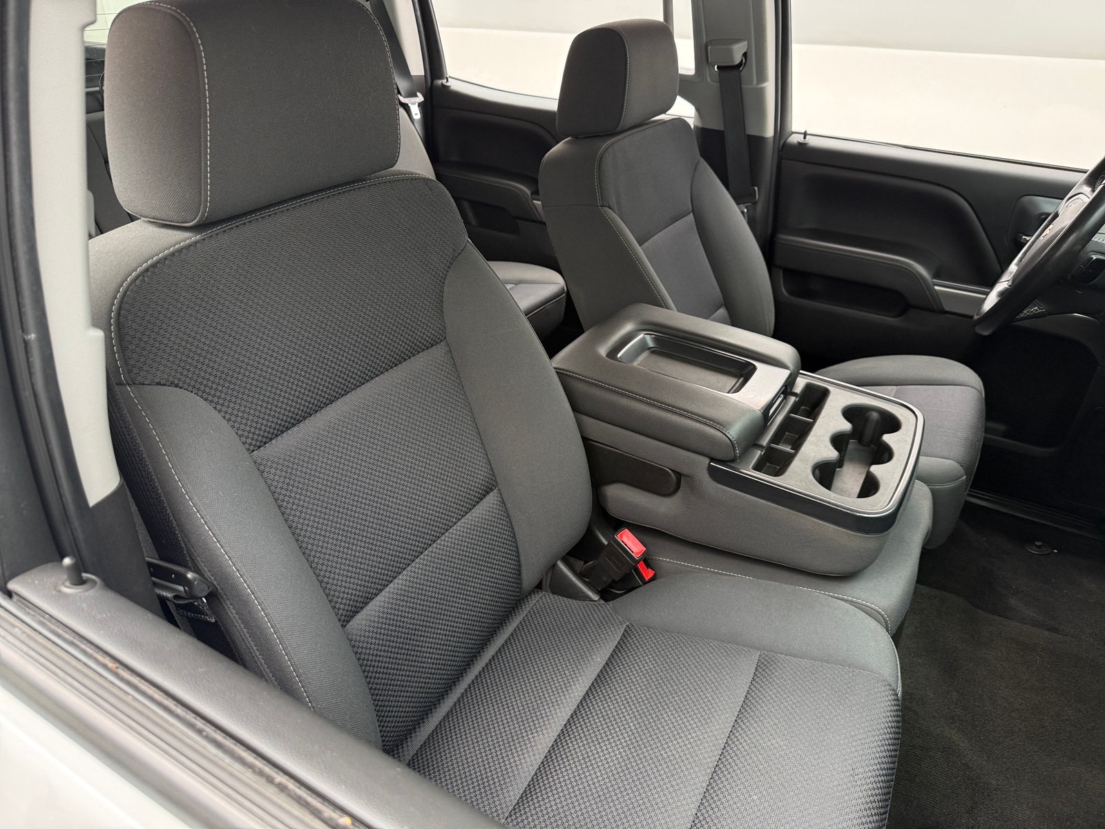 Thumbnail: 2018 Chevrolet Silverado 1500 - 2