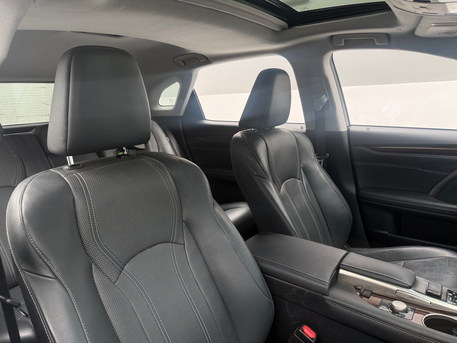 Thumbnail: 2016 Lexus RX - 2