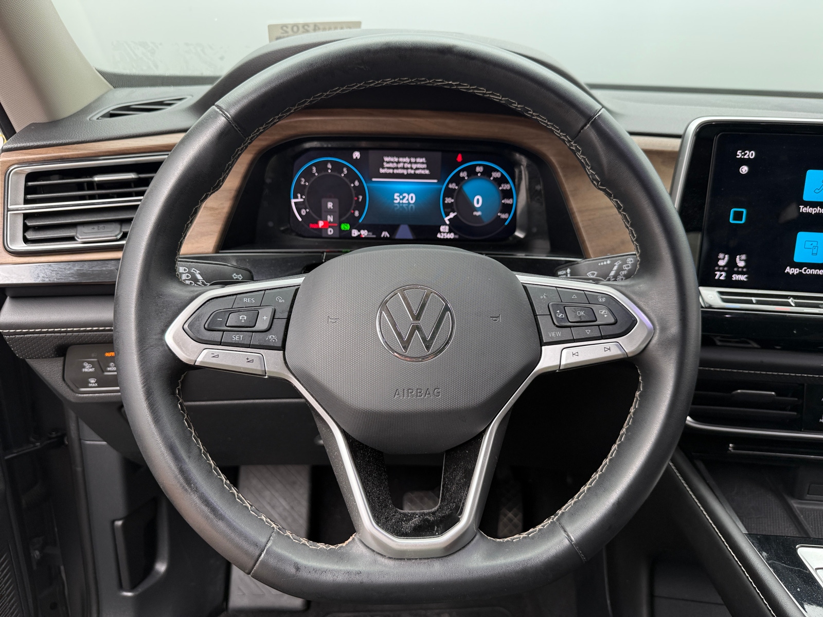 Thumbnail: 2024 Volkswagen Atlas - 4