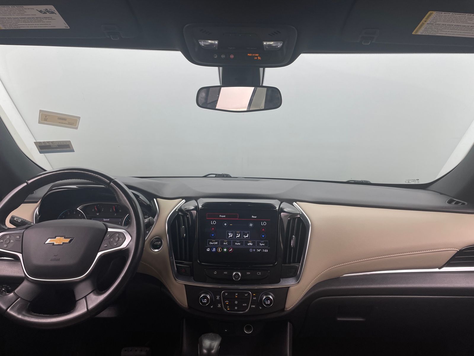 Thumbnail: 2022 Chevrolet Traverse - 3