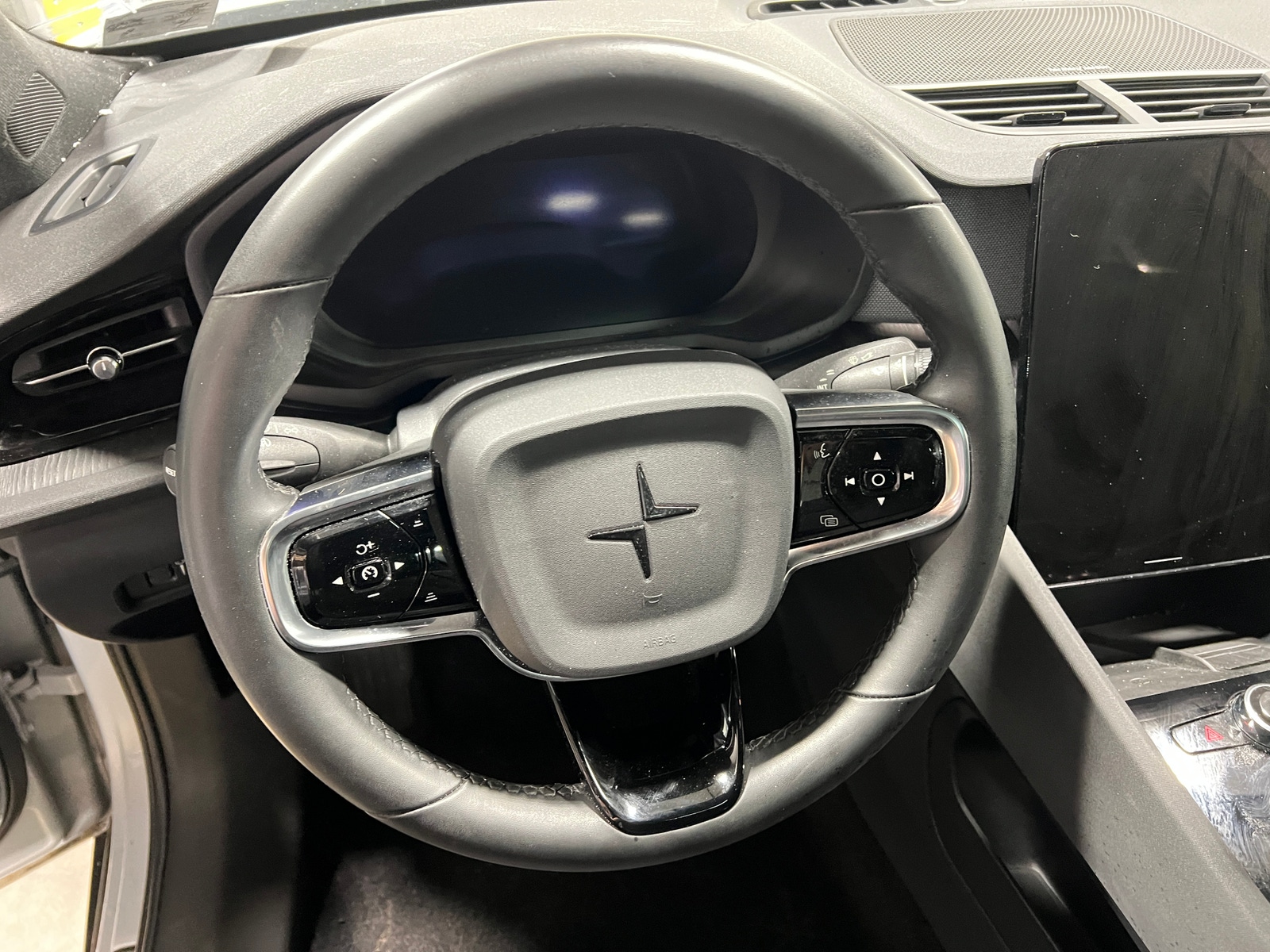 Thumbnail: 2022 Polestar 2 - 5