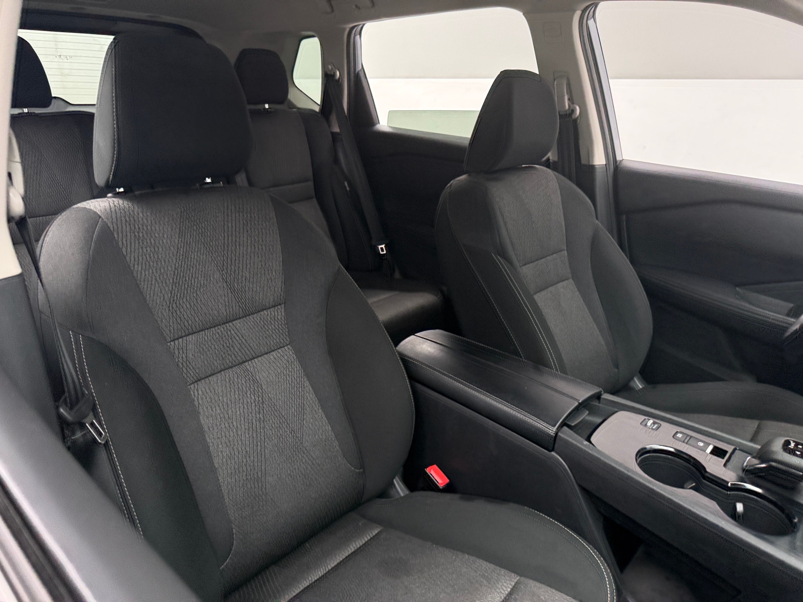 Thumbnail: 2025 Nissan Rogue - 2