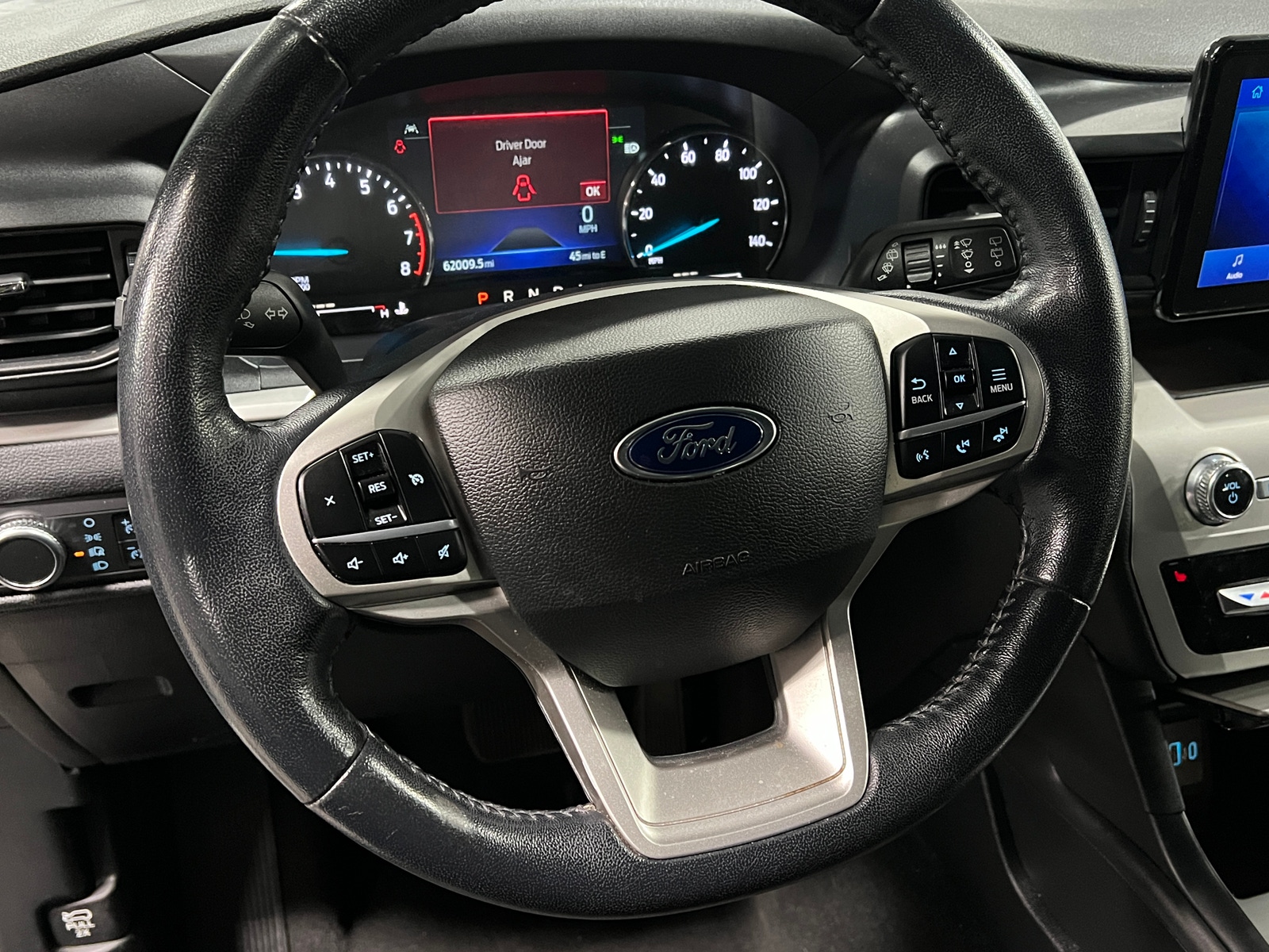Thumbnail: 2022 Ford Explorer - 5