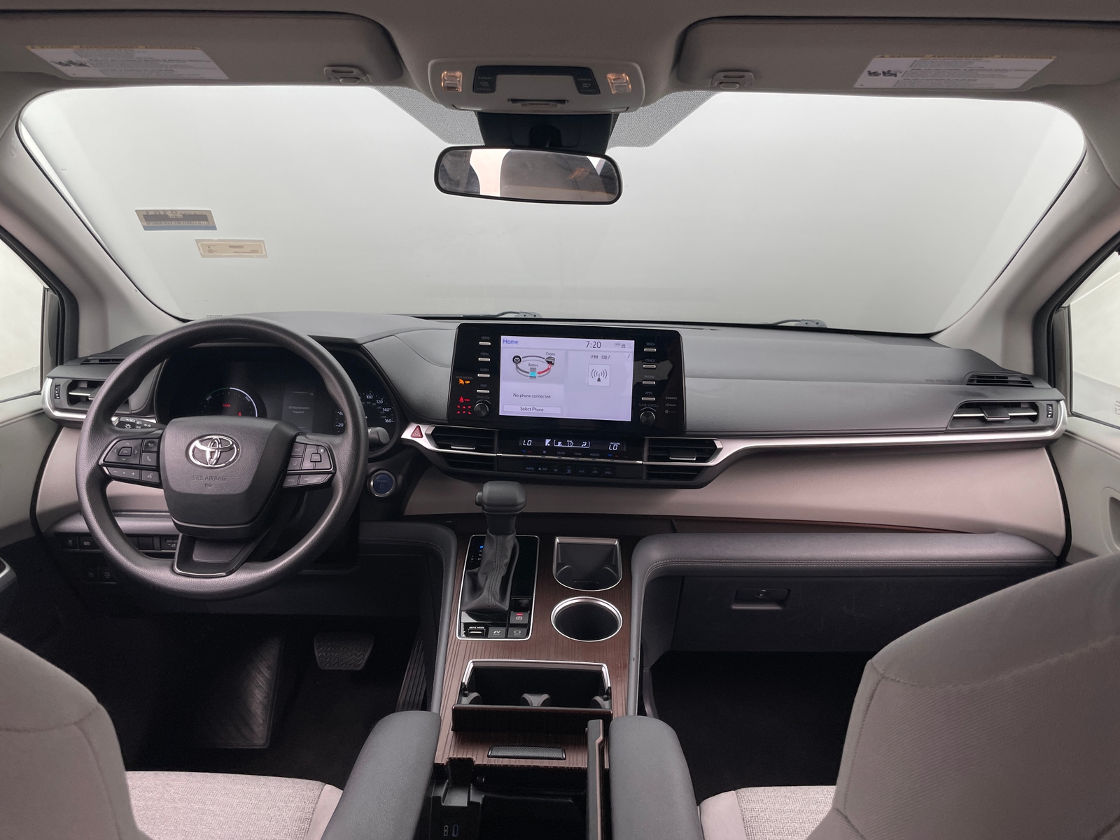 Thumbnail: 2023 Toyota Sienna - 3