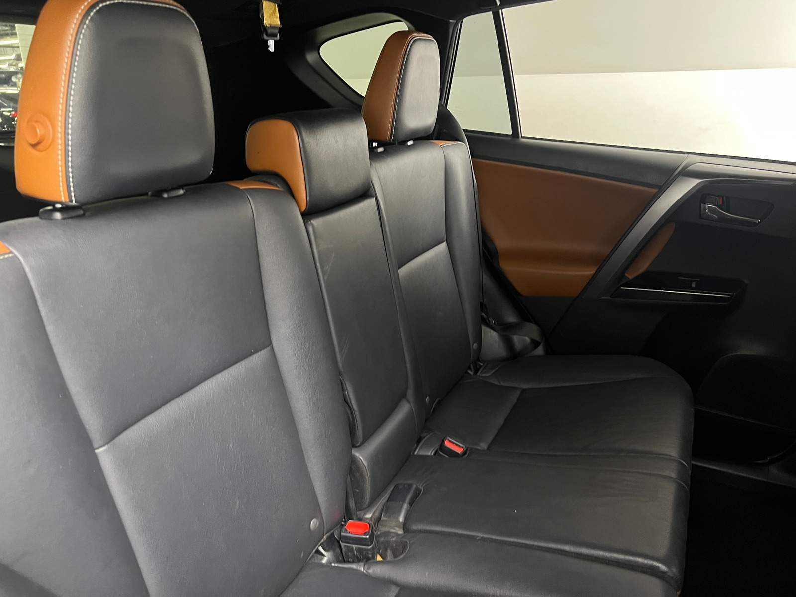 Thumbnail: 2018 Toyota RAV4 - 5