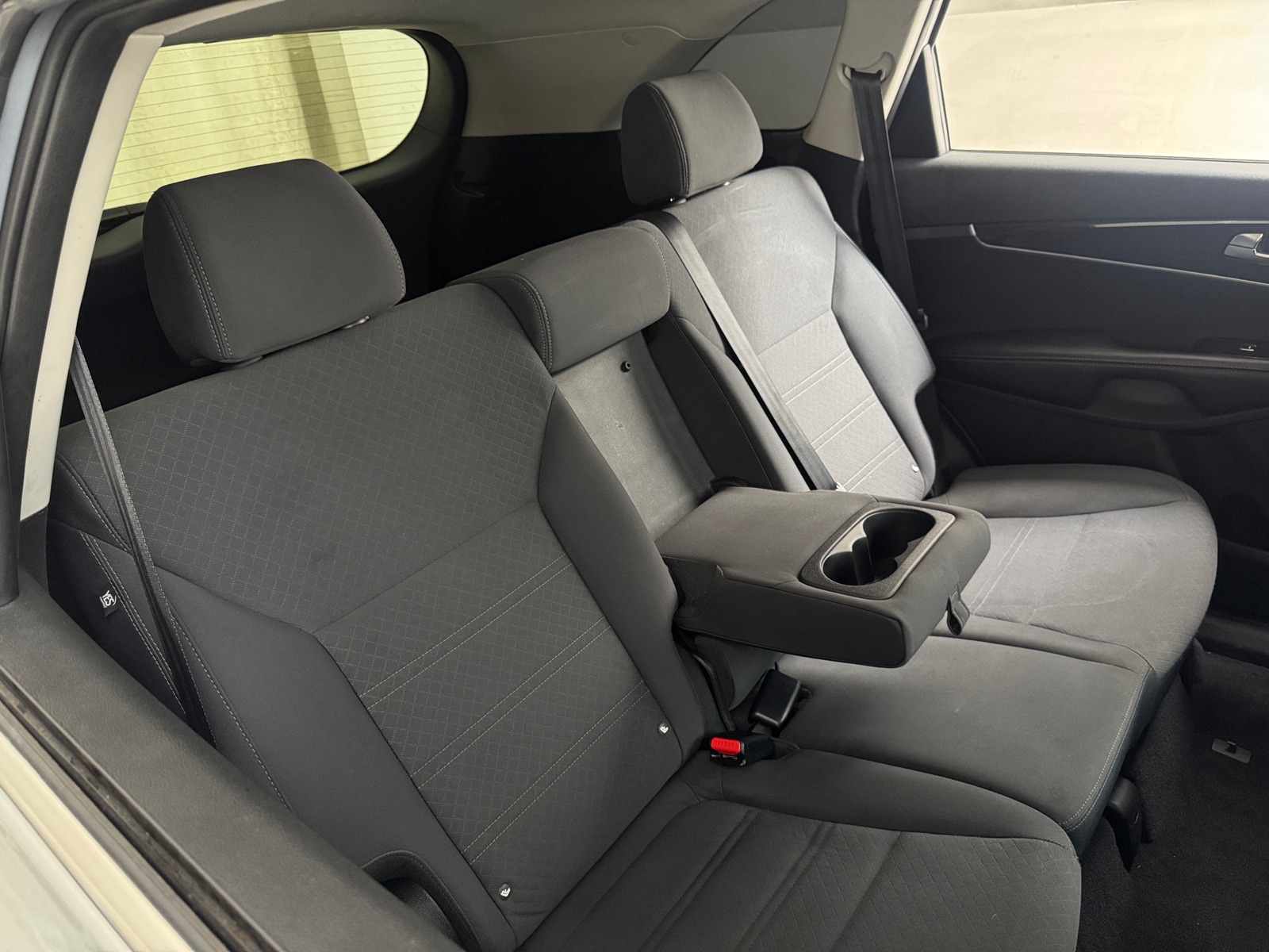 Thumbnail: 2016 Kia Sorento - 6