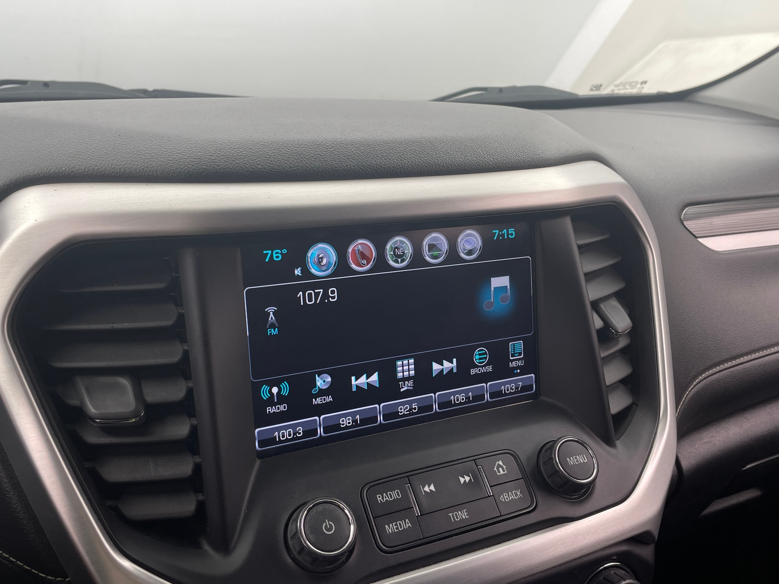Thumbnail: 2019 GMC Acadia - 3