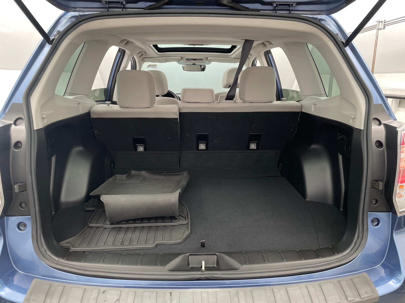 Thumbnail: 2017 Subaru Forester - 7