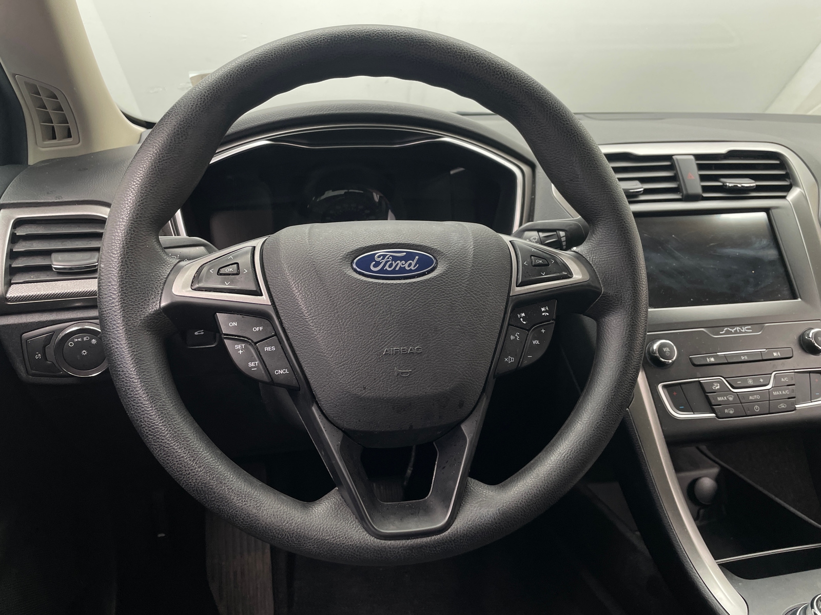 Thumbnail: 2020 Ford Fusion - 5