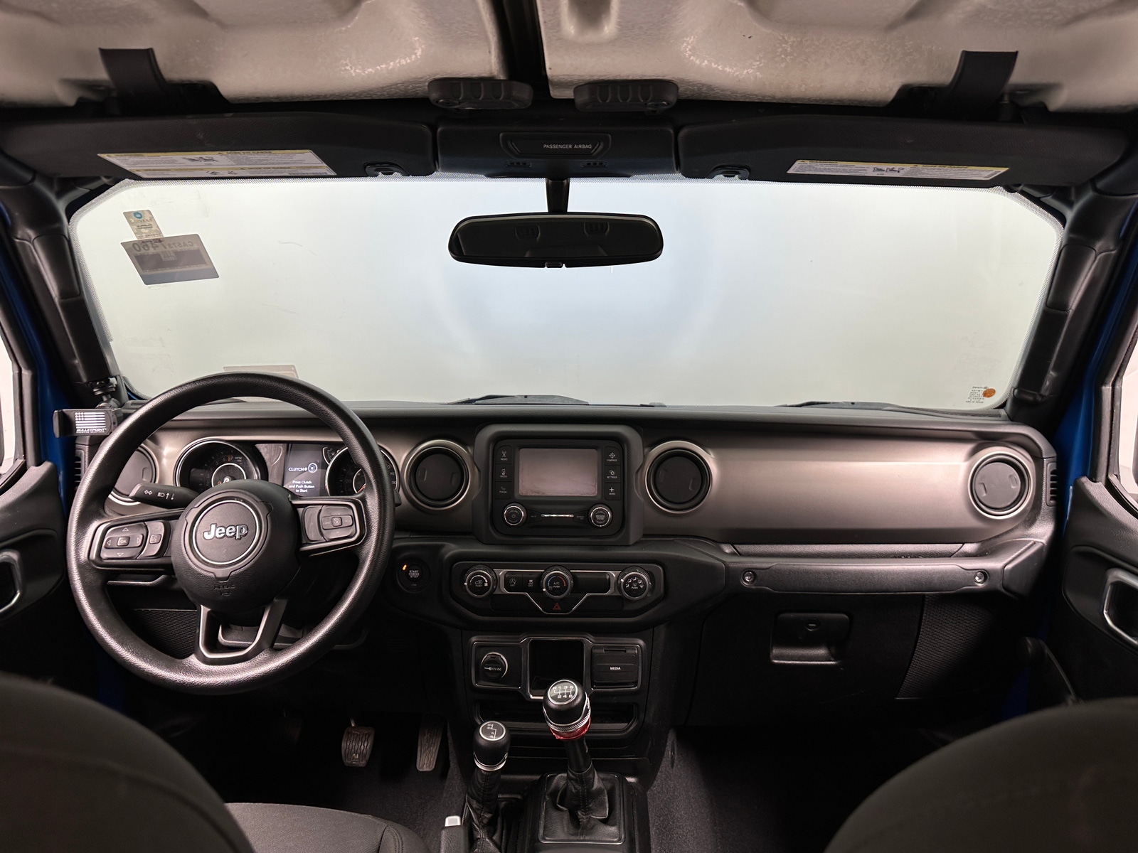 Thumbnail: 2021 Jeep Gladiator - 3