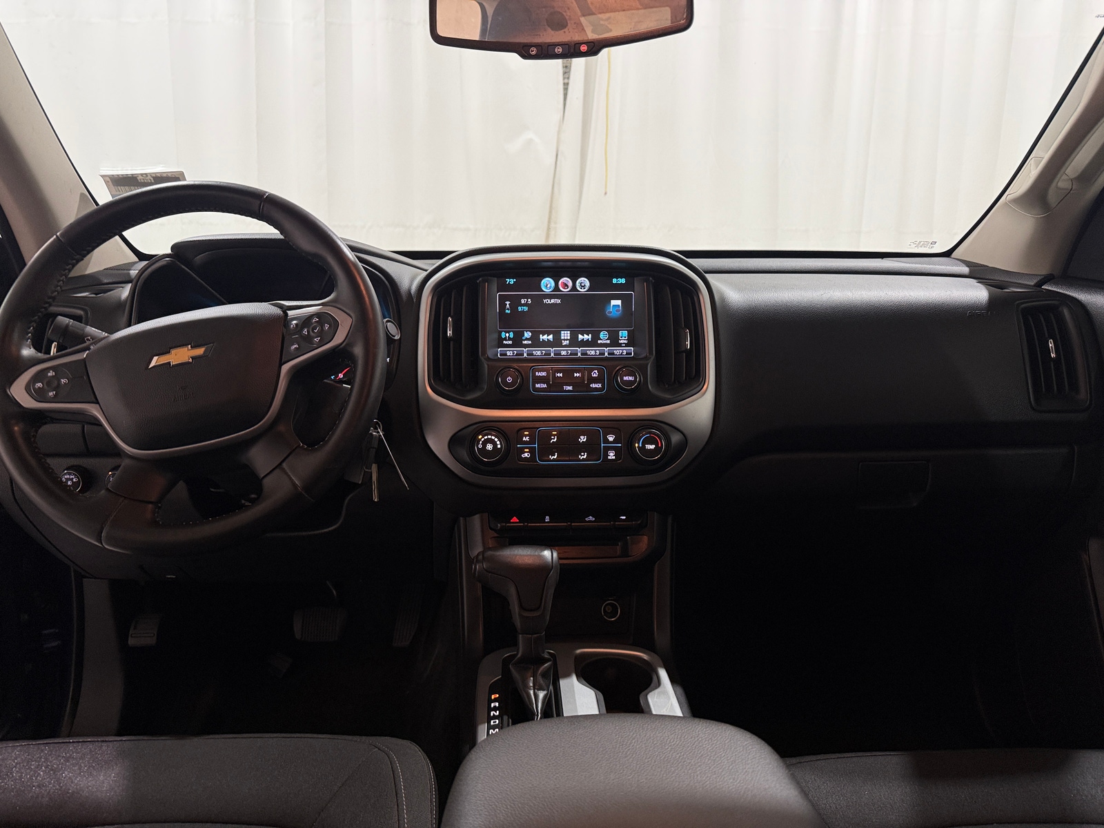 Thumbnail: 2016 Chevrolet Colorado - 3