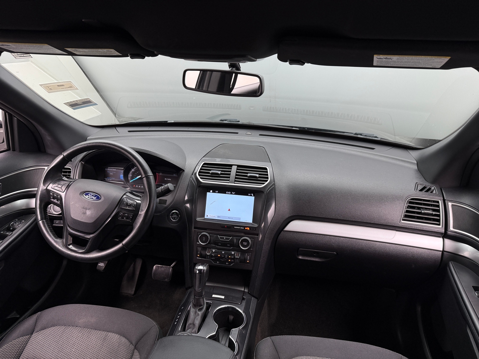Thumbnail: 2017 Ford Explorer - 3