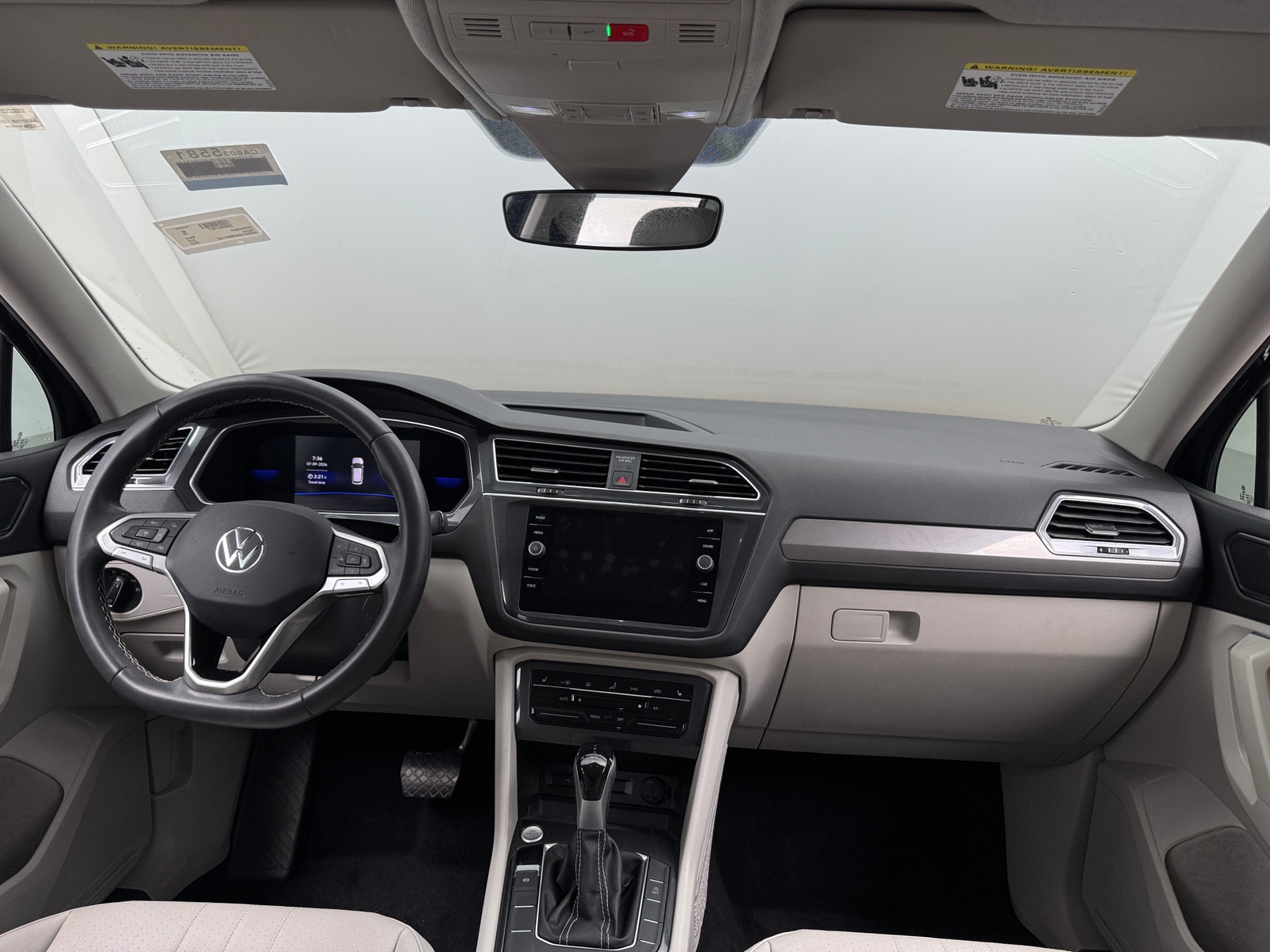 Thumbnail: 2023 Volkswagen Tiguan - 2