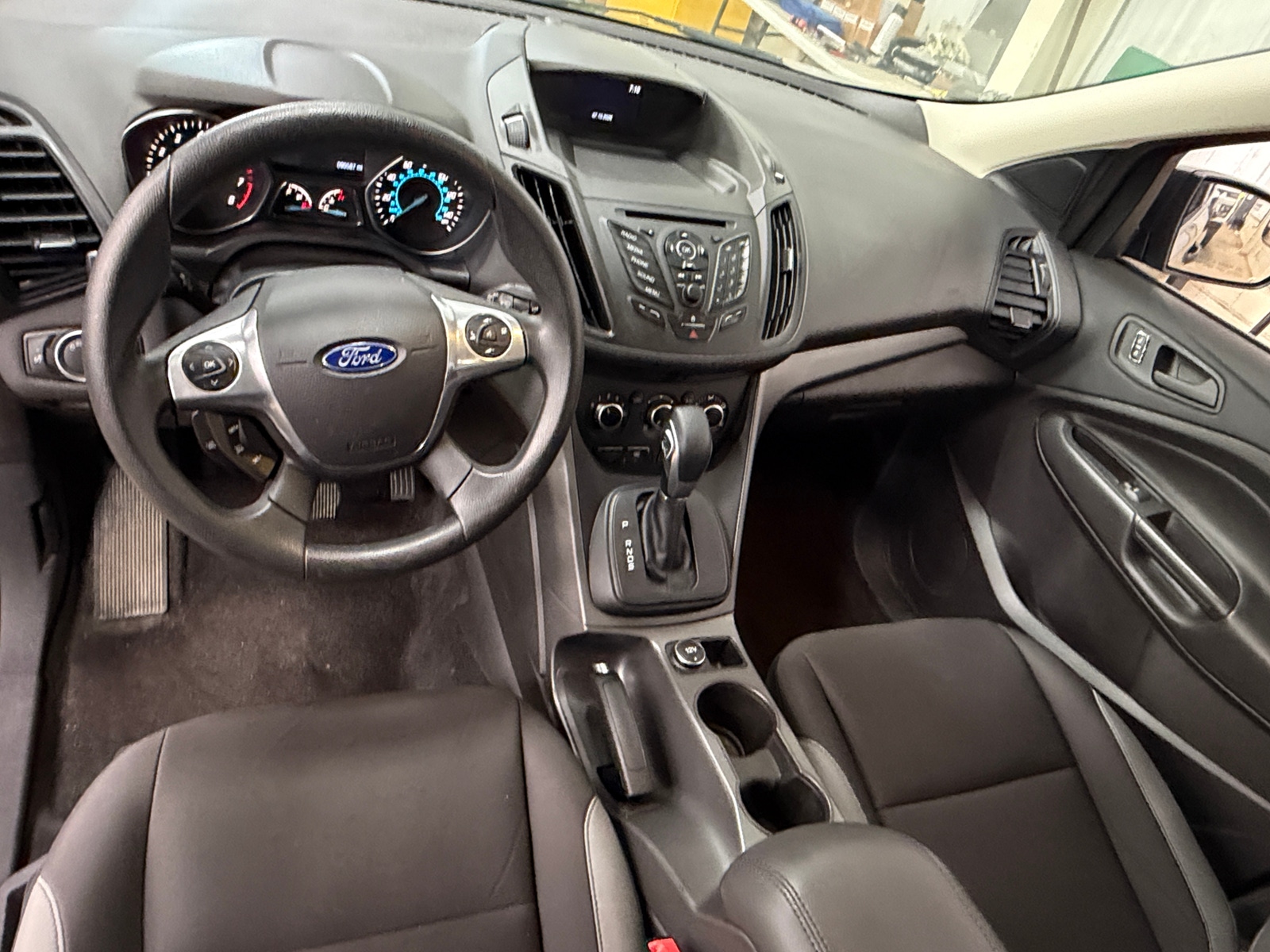 Thumbnail: 2016 Ford Escape - 3