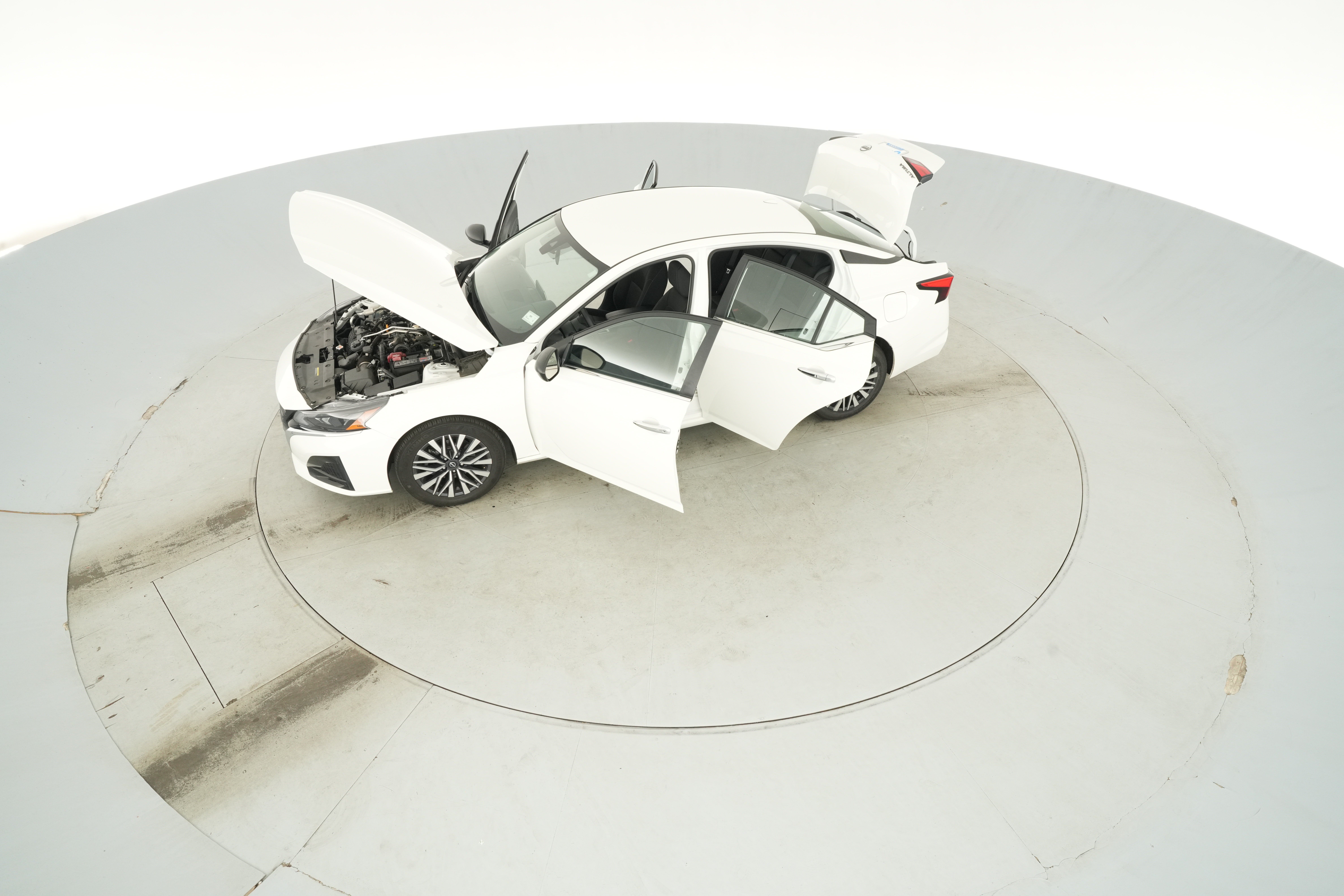 2025 Nissan Altima SV - Photo 42