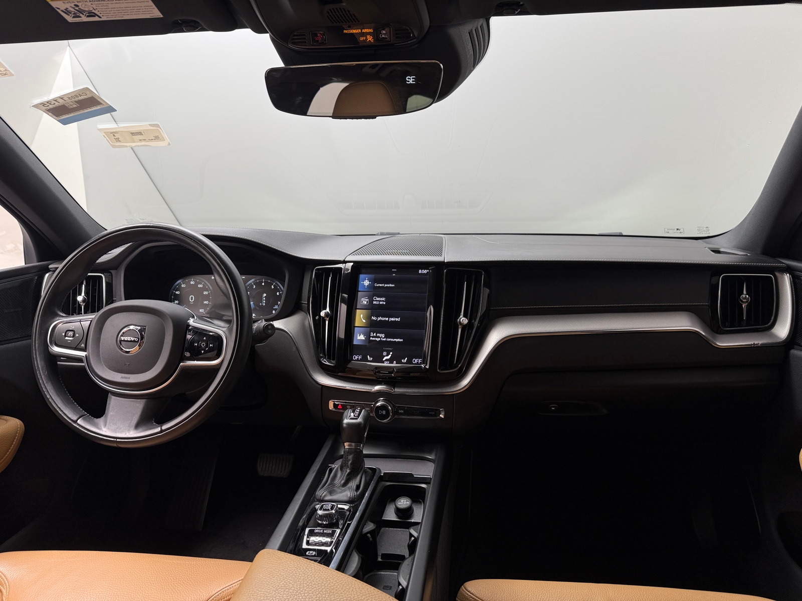 Thumbnail: 2019 Volvo XC60 - 2