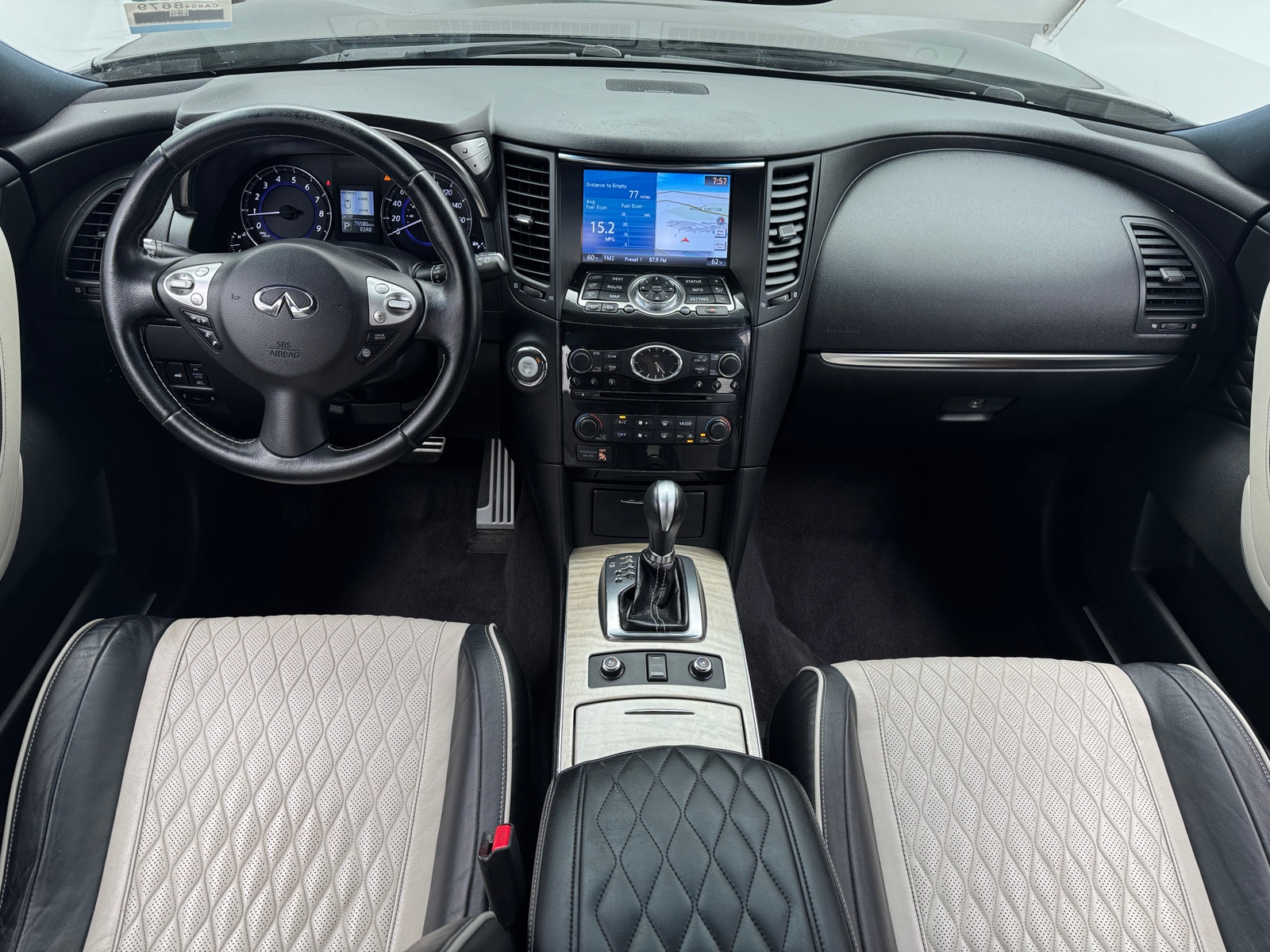 Thumbnail: 2017 INFINITI QX70 - 2