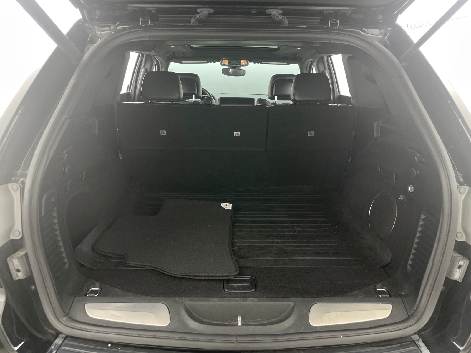 Thumbnail: 2018 Jeep Grand Cherokee - 7