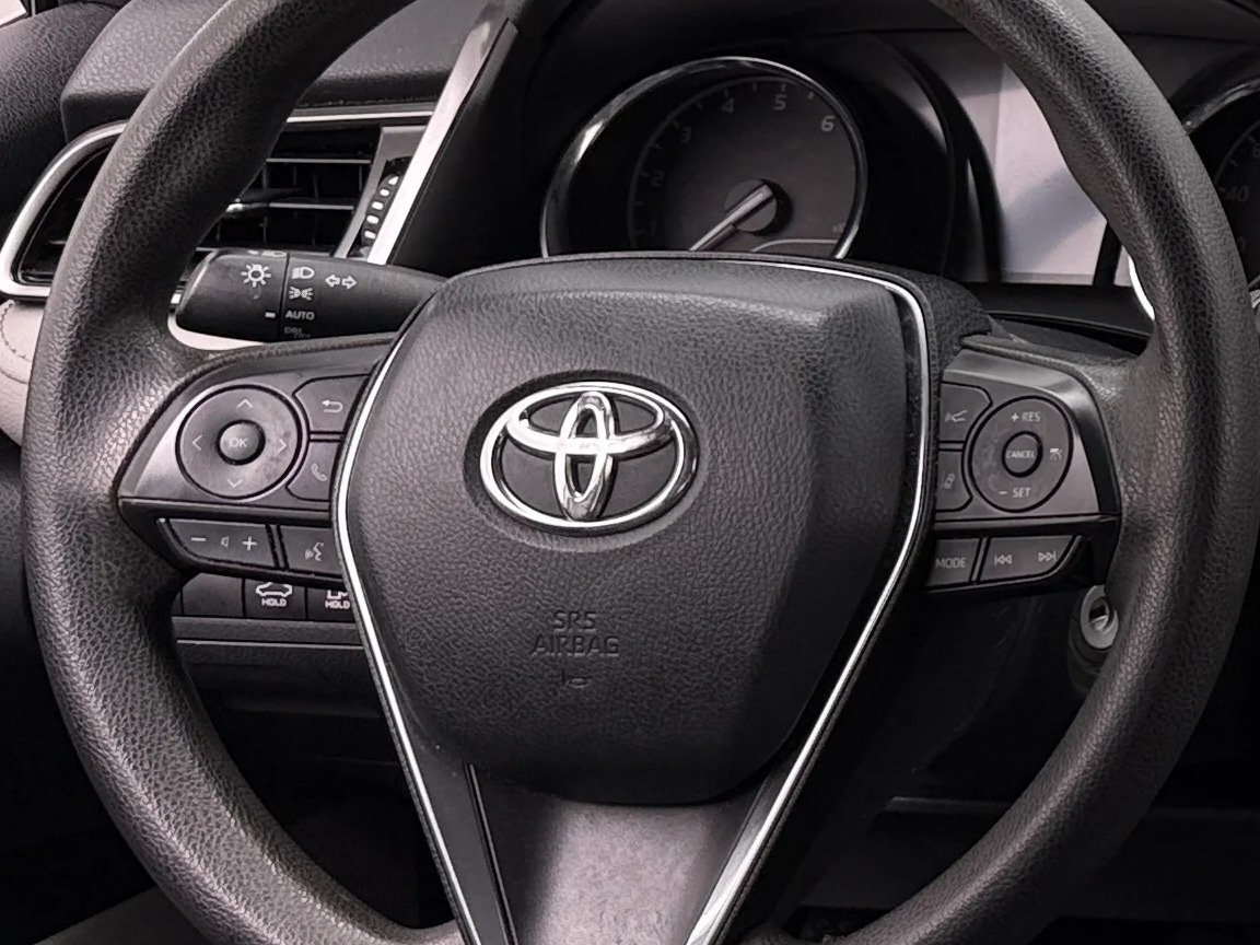 Thumbnail: 2019 Toyota Camry - 5