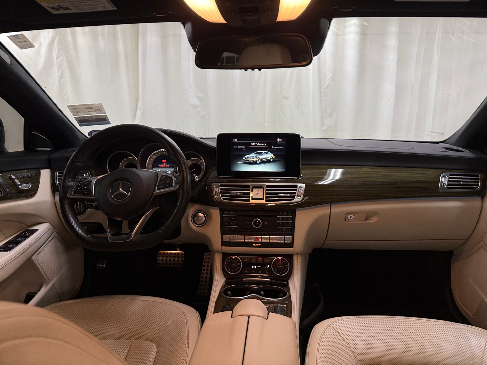 Thumbnail: 2015 Mercedes-Benz CLS - 2