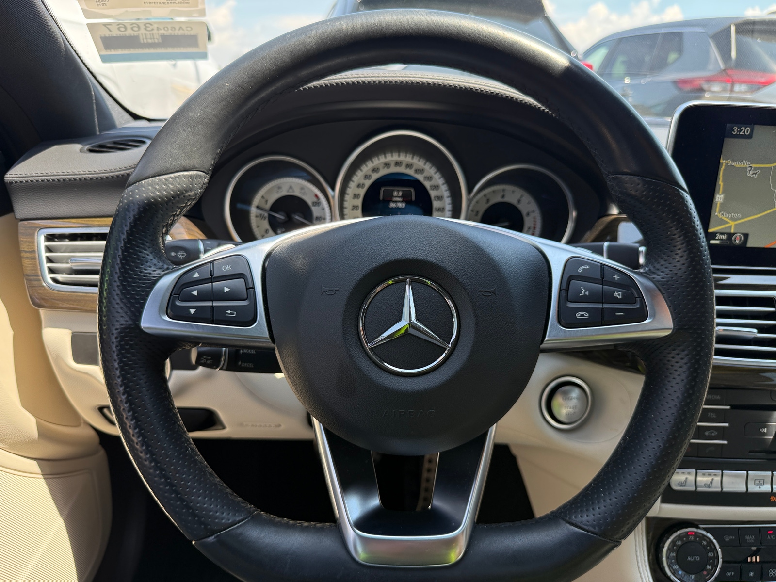 Thumbnail: 2015 Mercedes-Benz CLS - 4