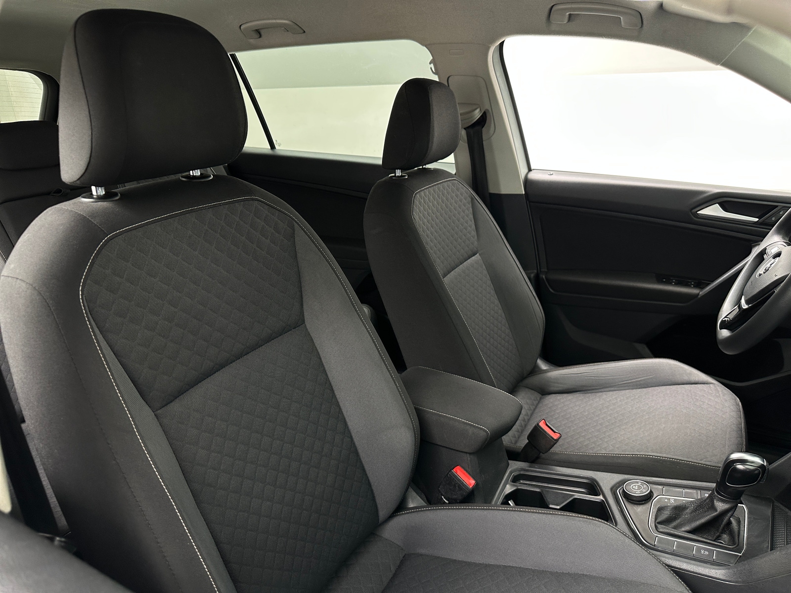 Thumbnail: 2021 Volkswagen Tiguan - 2