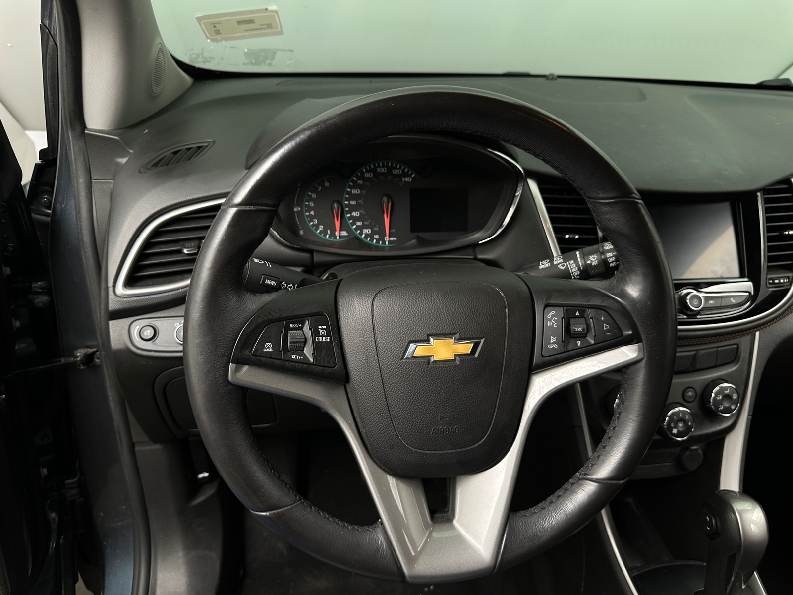 Thumbnail: 2022 Chevrolet Trax - 5