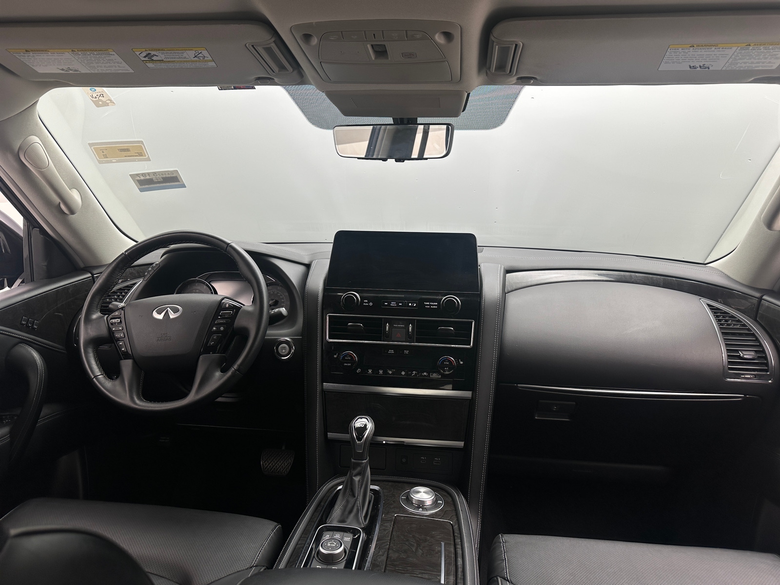 Thumbnail: 2024 INFINITI QX80 - 2
