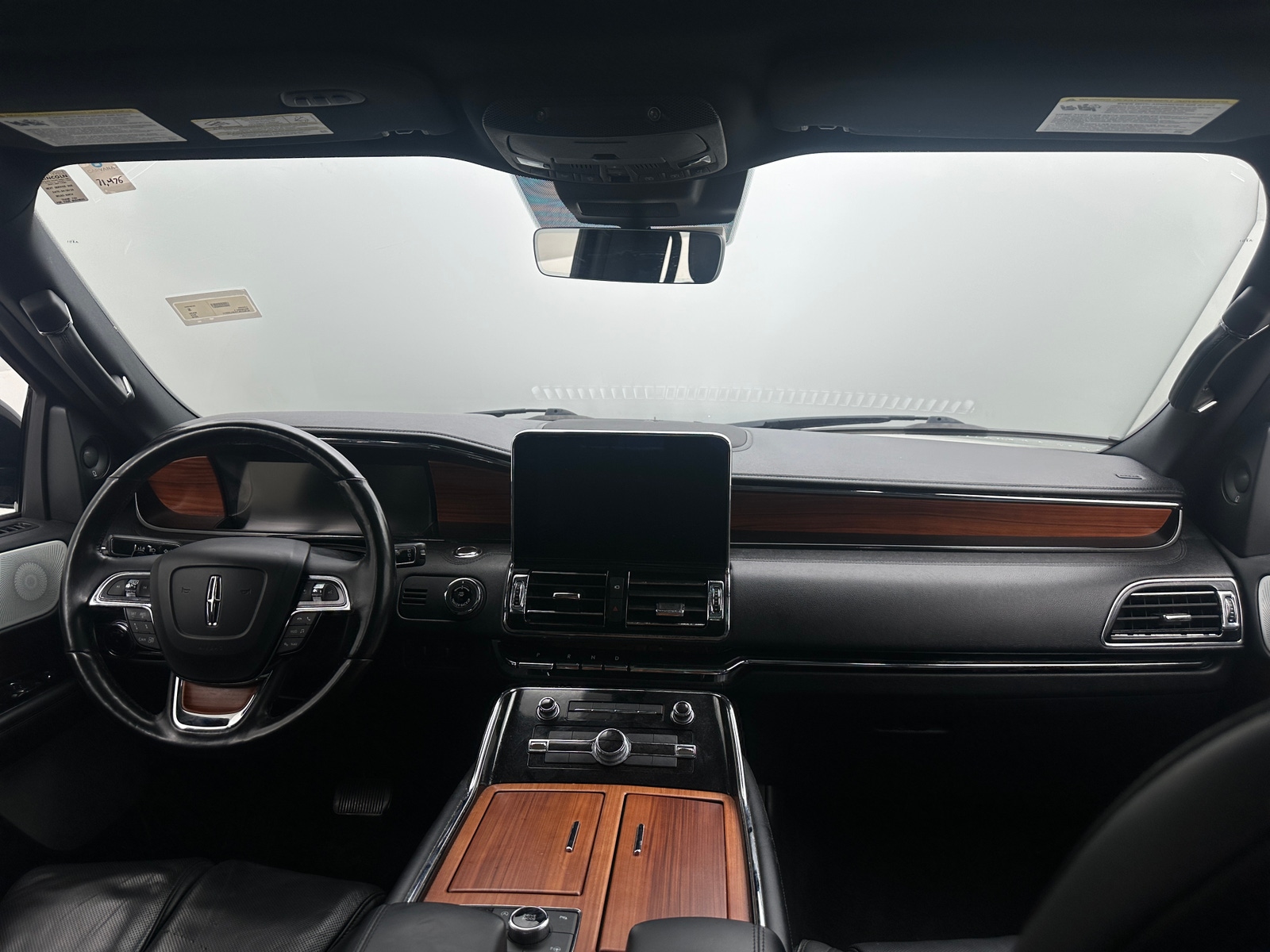 Thumbnail: 2018 Lincoln Navigator L - 2