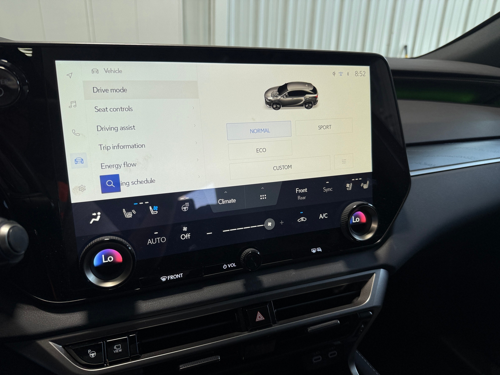 Thumbnail: 2025 Lexus RX - 4
