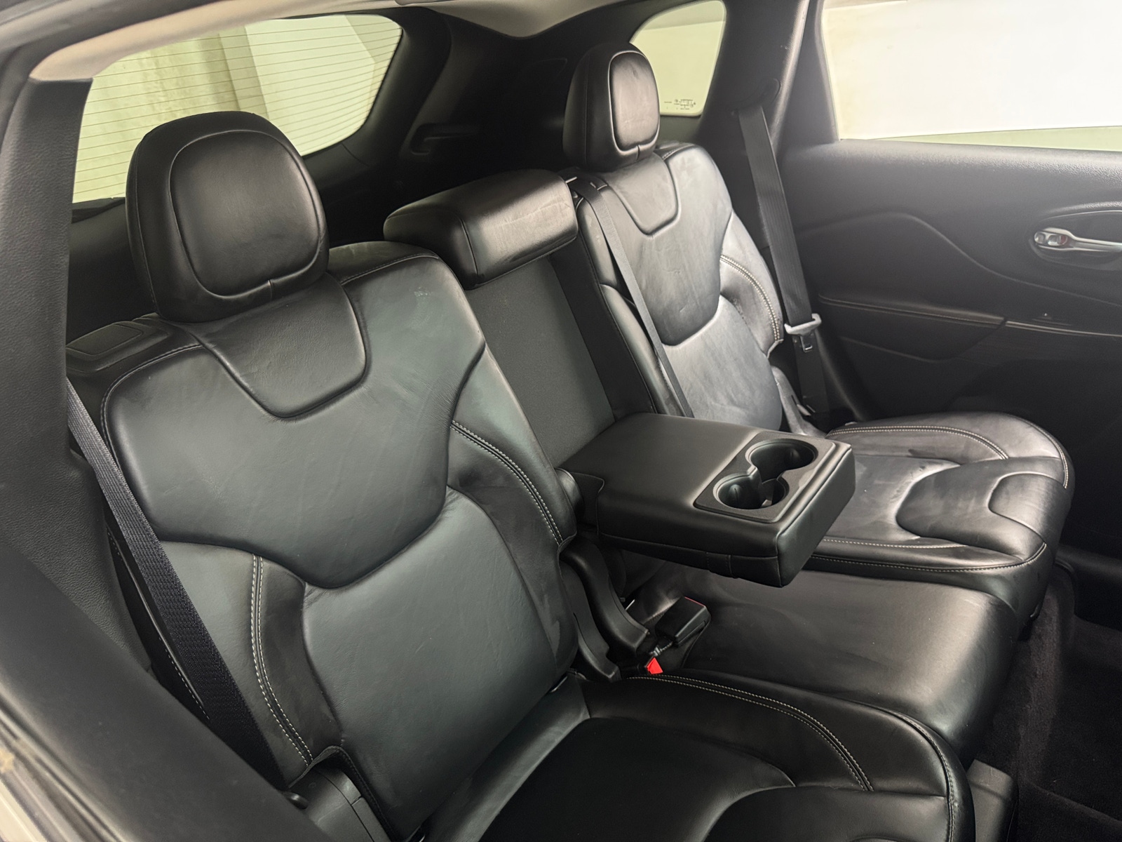 Thumbnail: 2016 Jeep Cherokee - 5