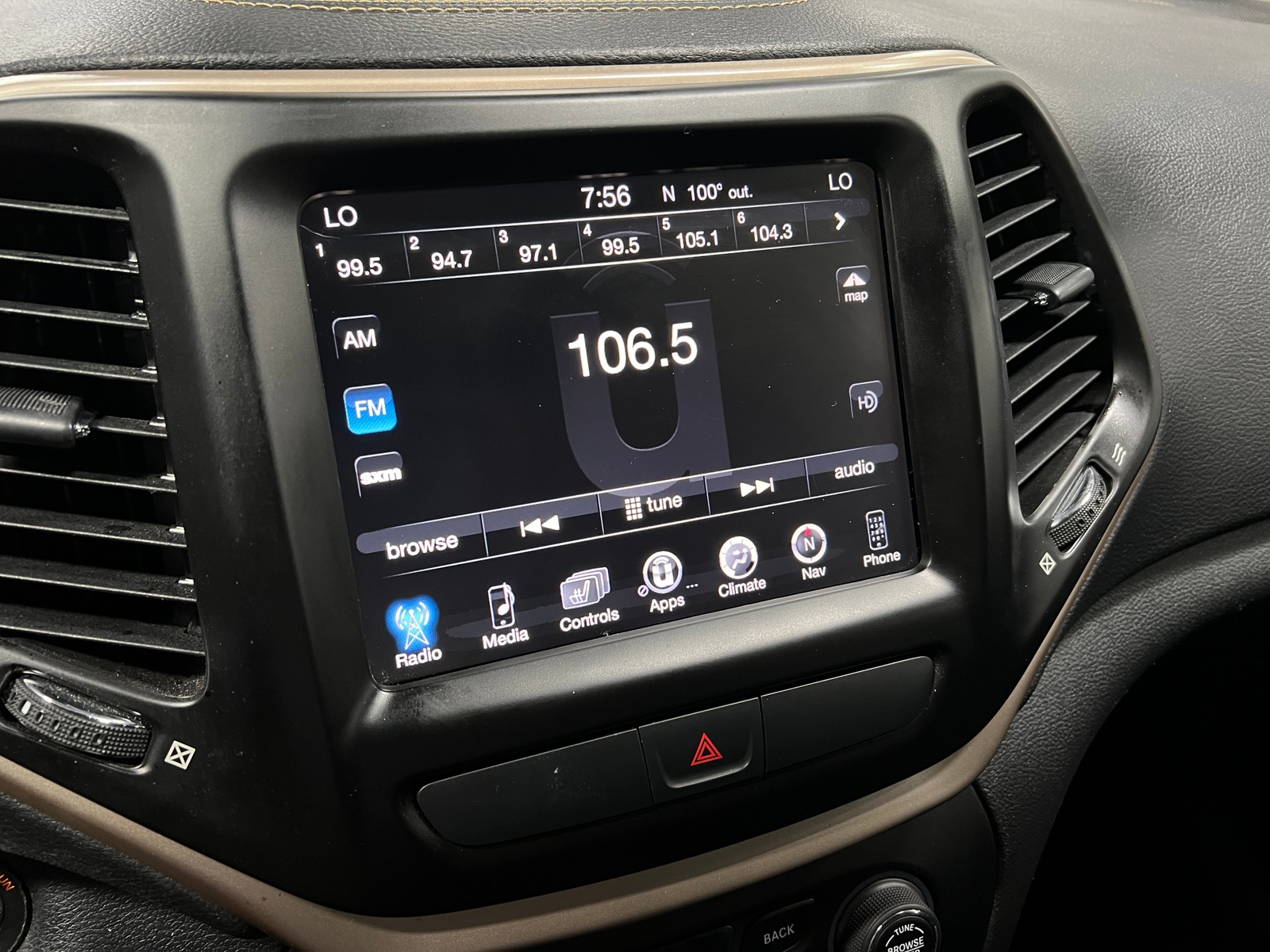 Thumbnail: 2016 Jeep Cherokee - 3