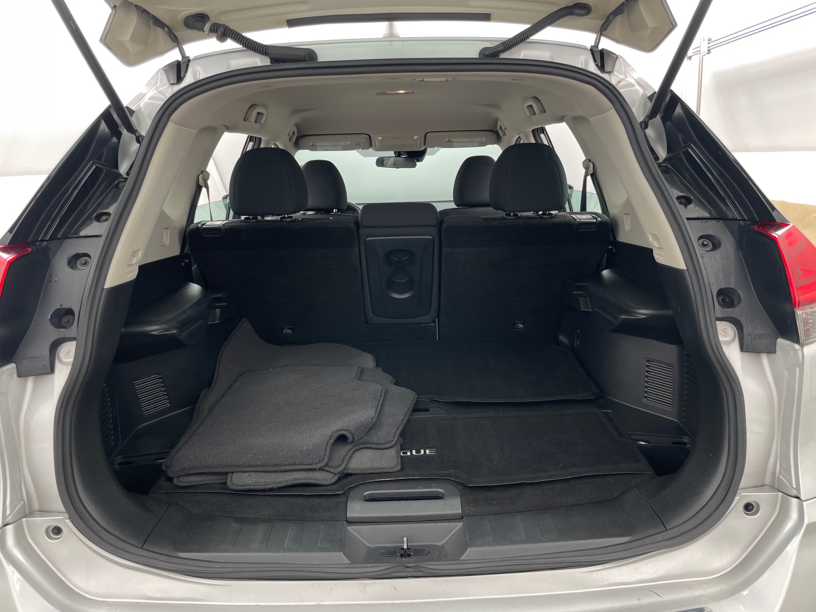 Thumbnail: 2019 Nissan Rogue - 7