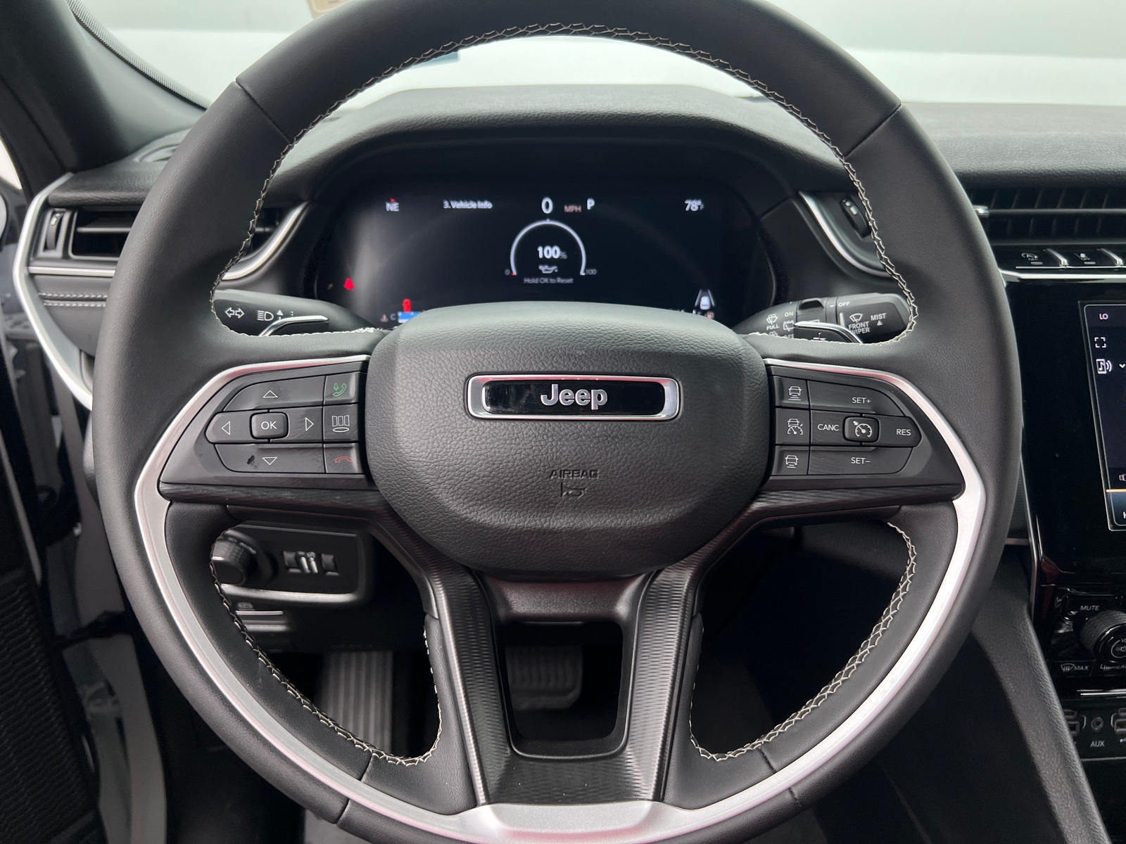 Thumbnail: 2025 Jeep Grand Cherokee L - 5