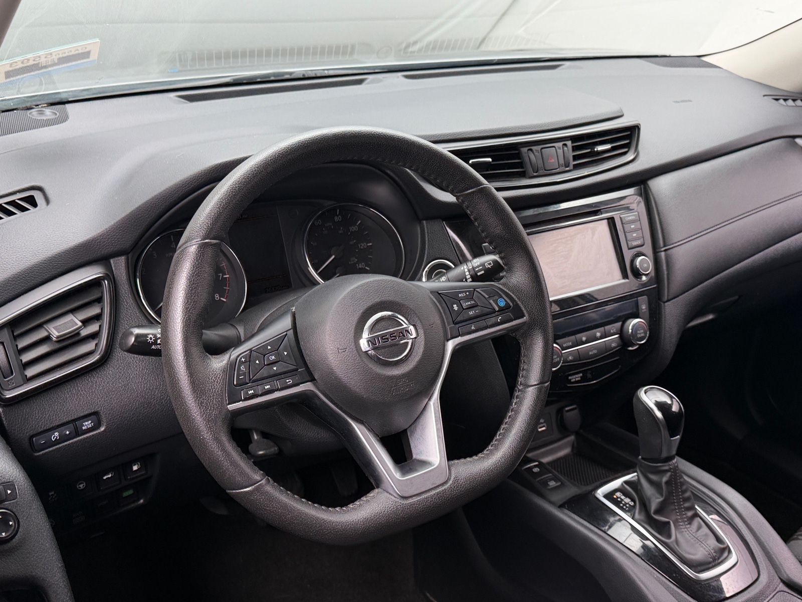 Thumbnail: 2020 Nissan Rogue - 5