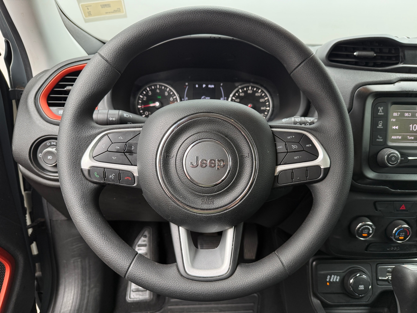 Thumbnail: 2018 Jeep Renegade - 5