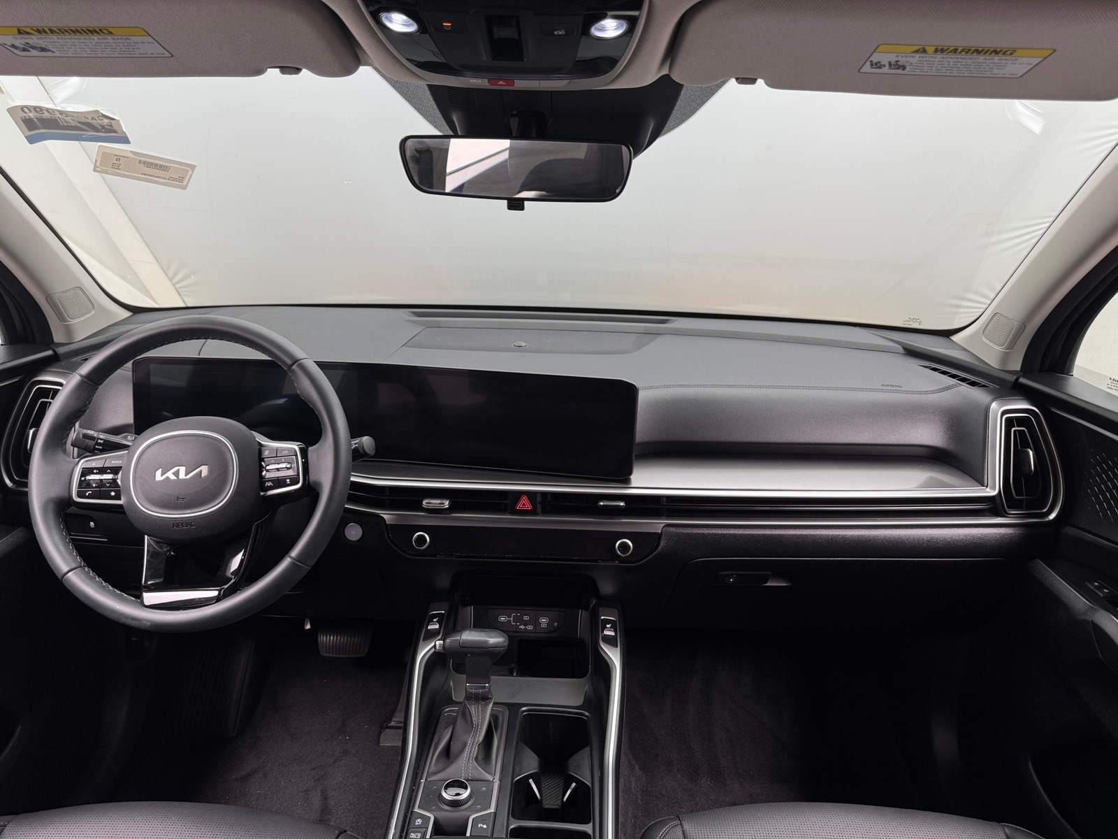 Thumbnail: 2025 Kia Sorento - 2