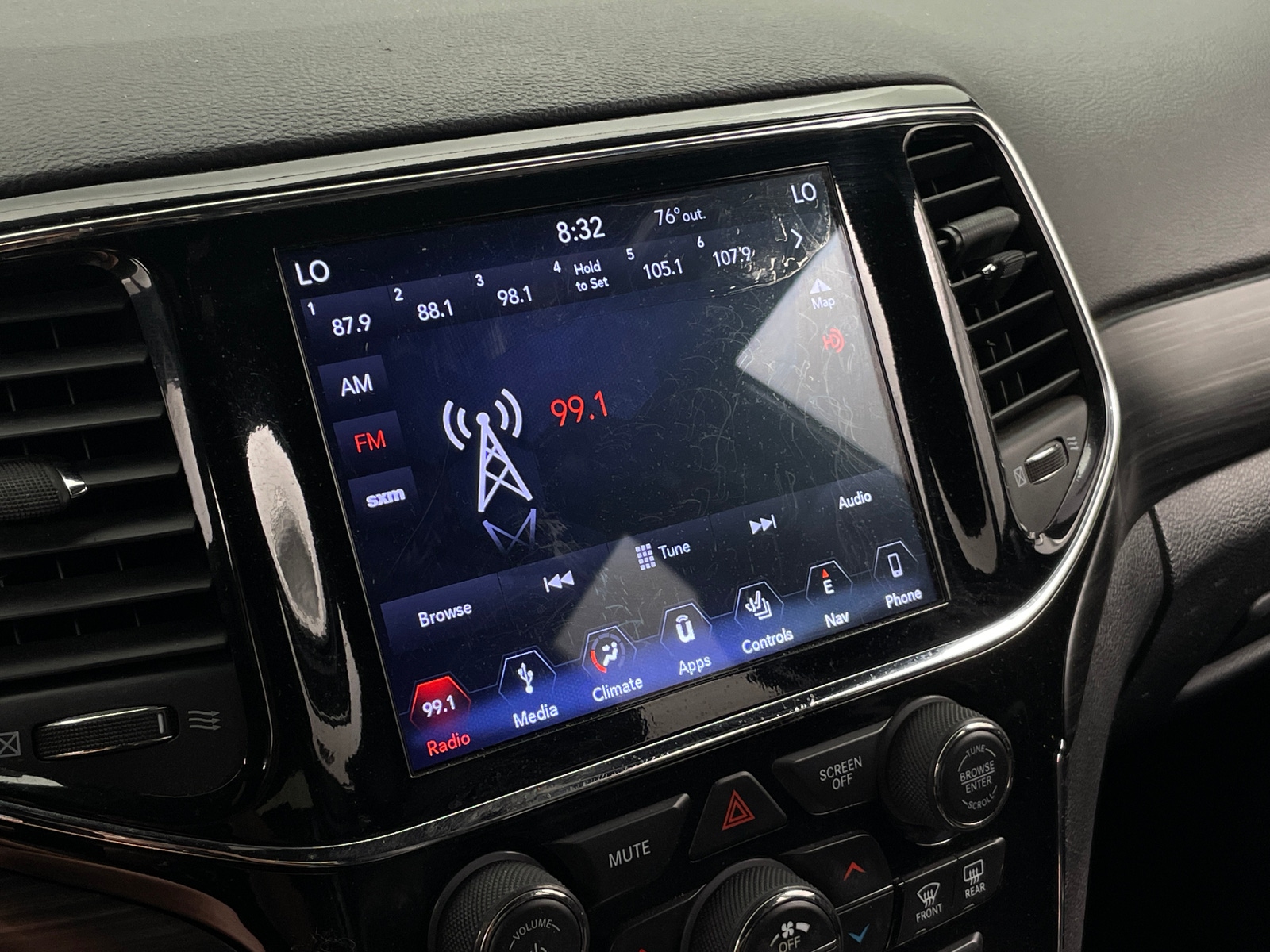 Thumbnail: 2019 Jeep Grand Cherokee - 4
