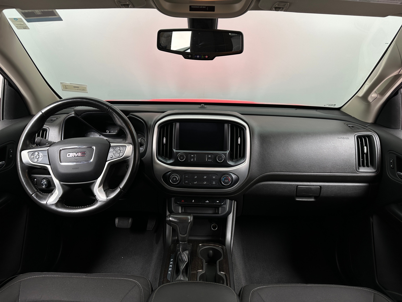 Thumbnail: 2019 GMC Canyon - 3
