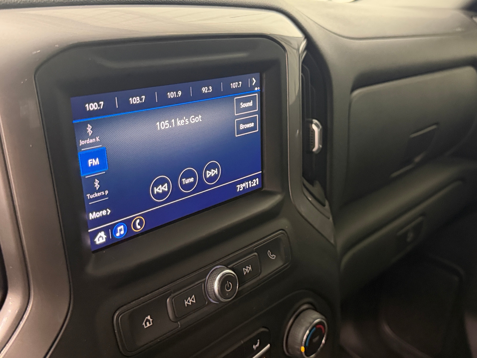 Thumbnail: 2022 Chevrolet Silverado 2500 - 4
