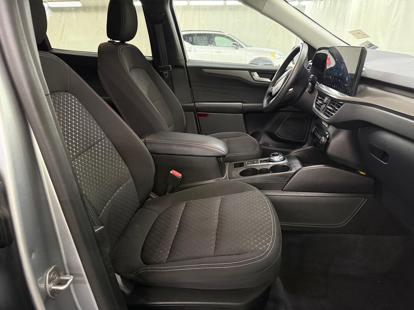Thumbnail: 2023 Ford Escape - 2